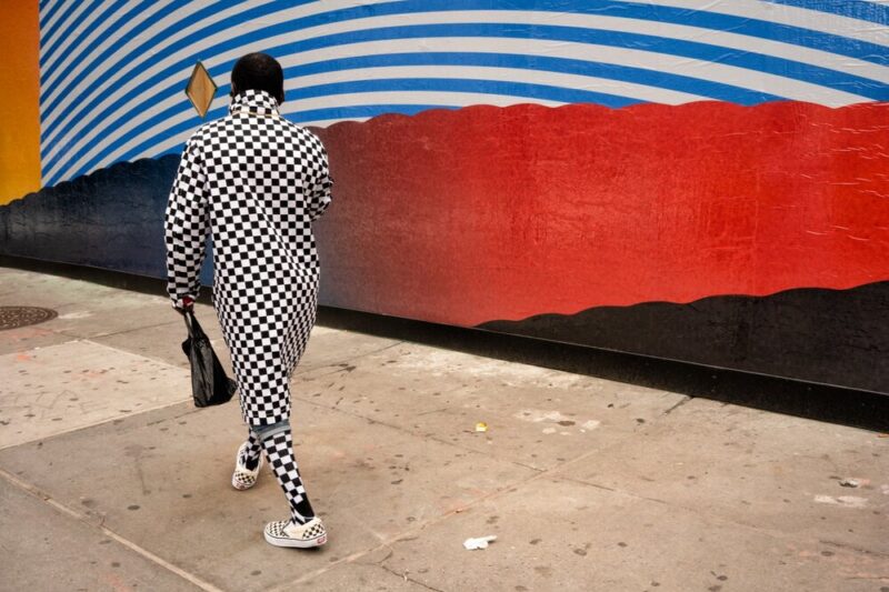 How to shoot street photography?